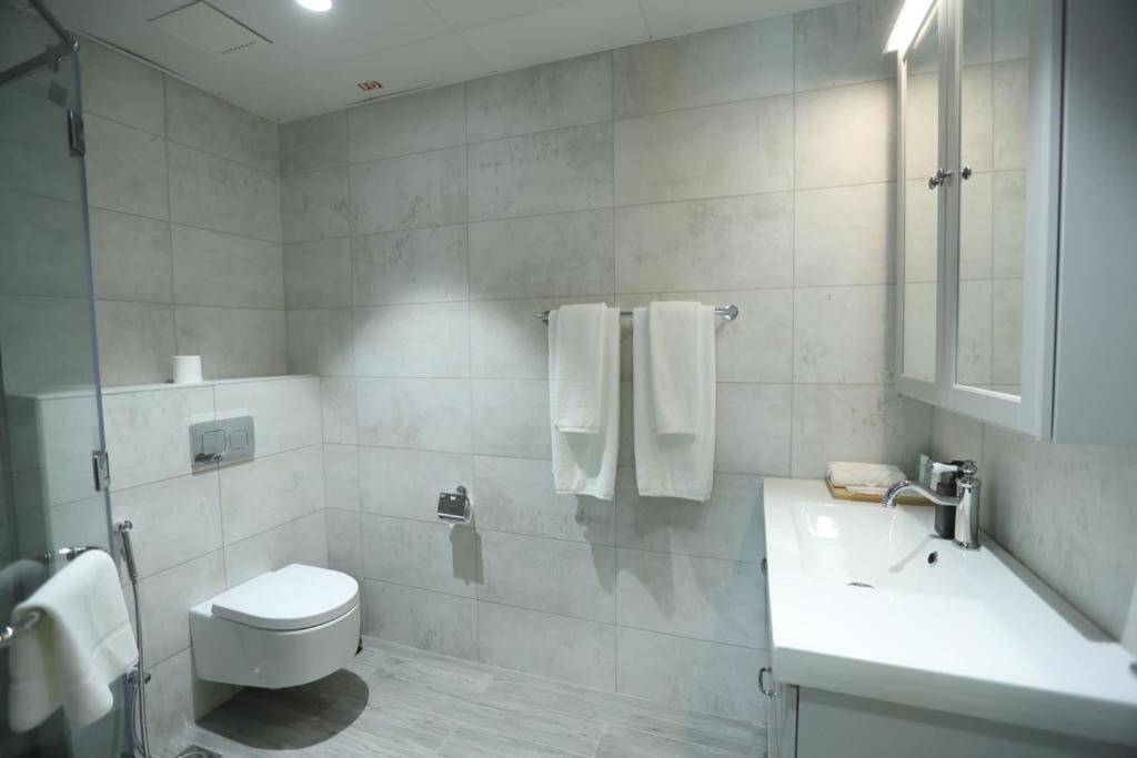 Almanzil Residence & Suites Doha Eksteriør billede