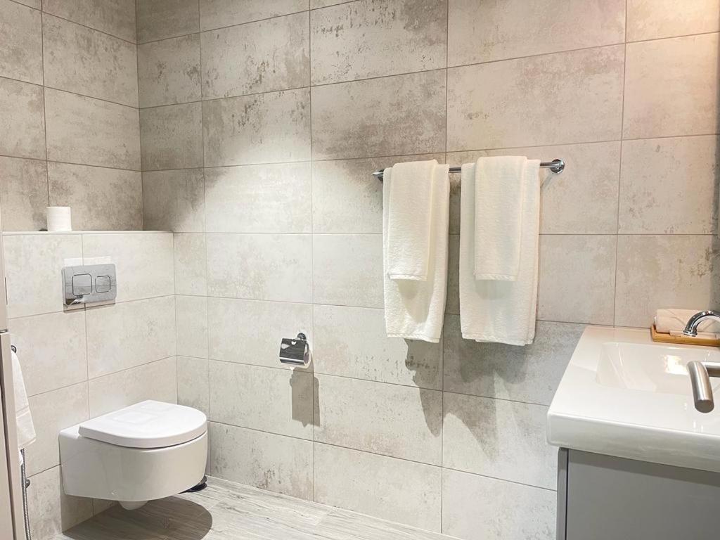 Almanzil Residence & Suites Doha Eksteriør billede